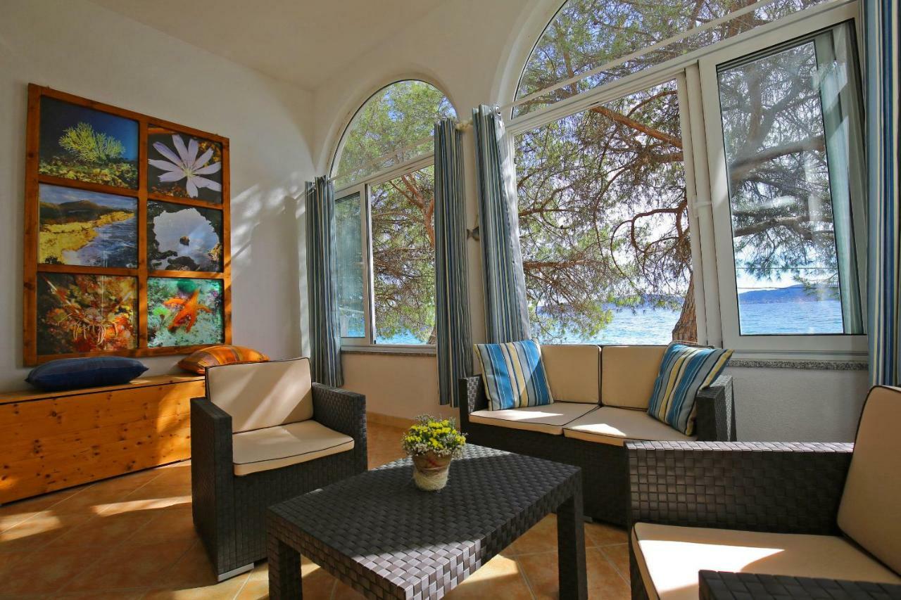 Seafront Beach Apartment - Directly At The Beach Zadar Exteriör bild