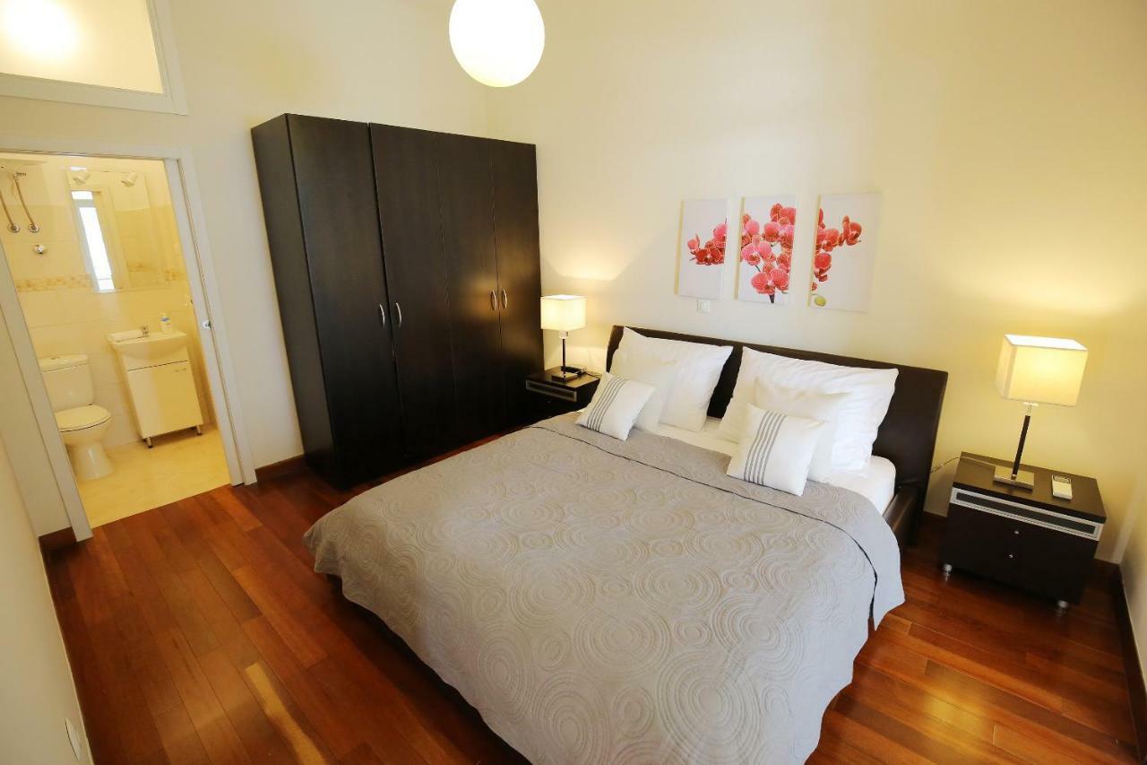 Seafront Beach Apartment - Directly At The Beach Zadar Exteriör bild