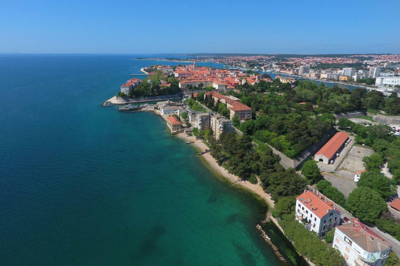 Seafront Beach Apartment - Directly At The Beach Zadar Exteriör bild